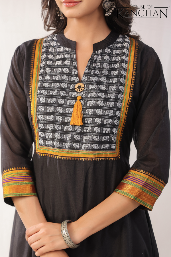 Kaali A-line kurta